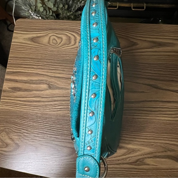 American Bling Turquoise Embossed Handbag - Picture 6 of 16